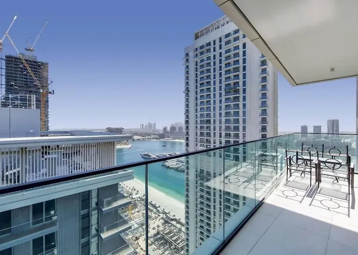 Stunning View Large 2 Bed